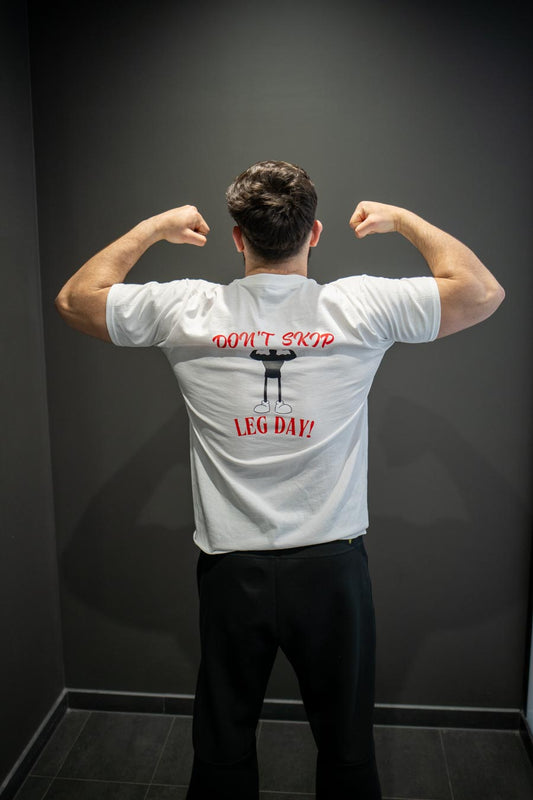 T-SHIRT LEG DAY REMINDER